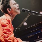 En su show del Gran Rex, Jacob Collier demostró por qué lo elogia Mick Jagger y le rindió un homenaje a Astor Piazzolla